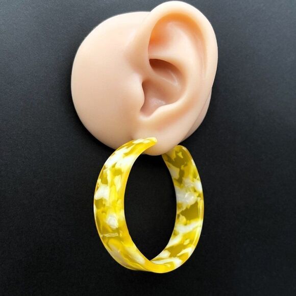 Yellow with Pearly White Swirl Acrylic Chunky Open Hoop Post Back Earrings - Picture 10 of 11